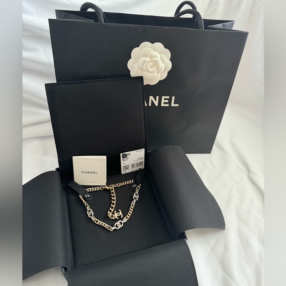 Brand new never worn Chanel Choker - Picture 1 of 5